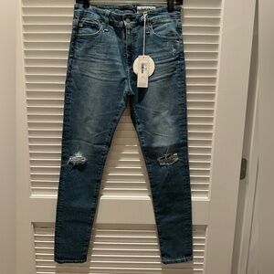 NWT - AG Jeans The Farrah Skinny Ankle Jeans